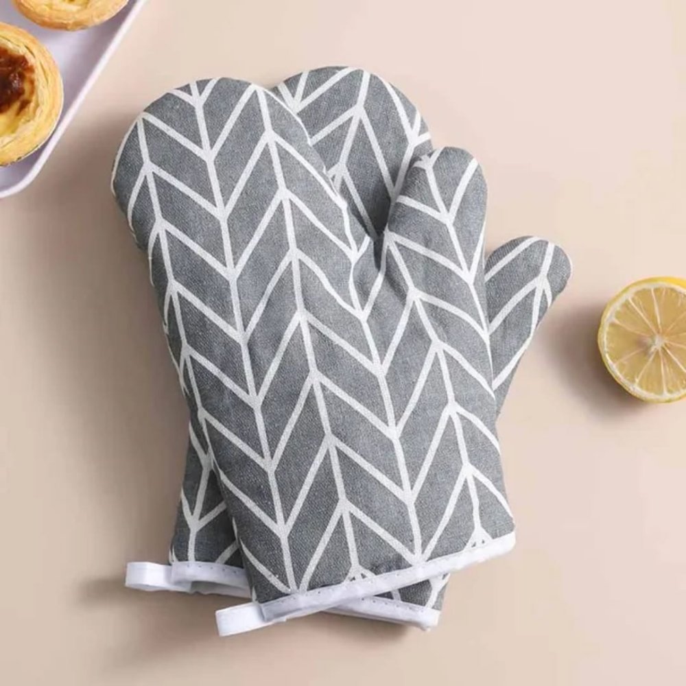 Cotton oven gloves