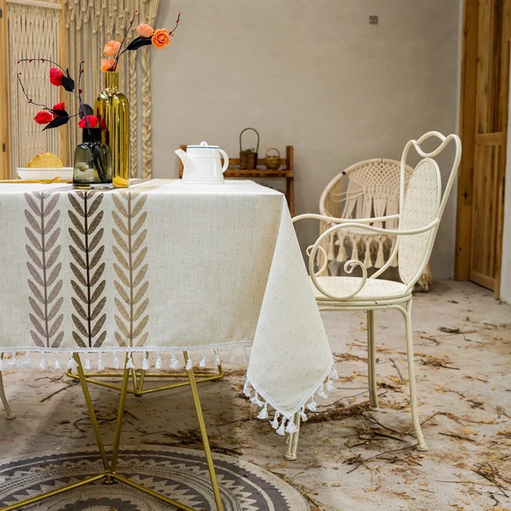 table-cloth-cotton-linen-leaf-embroidery-lifestyle-angle