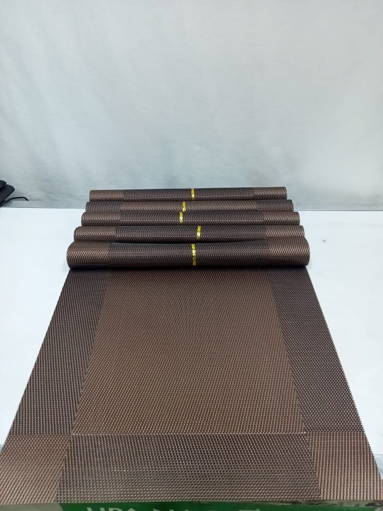 table-placemat-pvc-rect-solid-brown-rolled