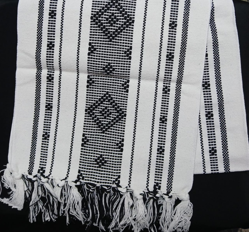 table-runner-woven-jacquard-diamond-black-product